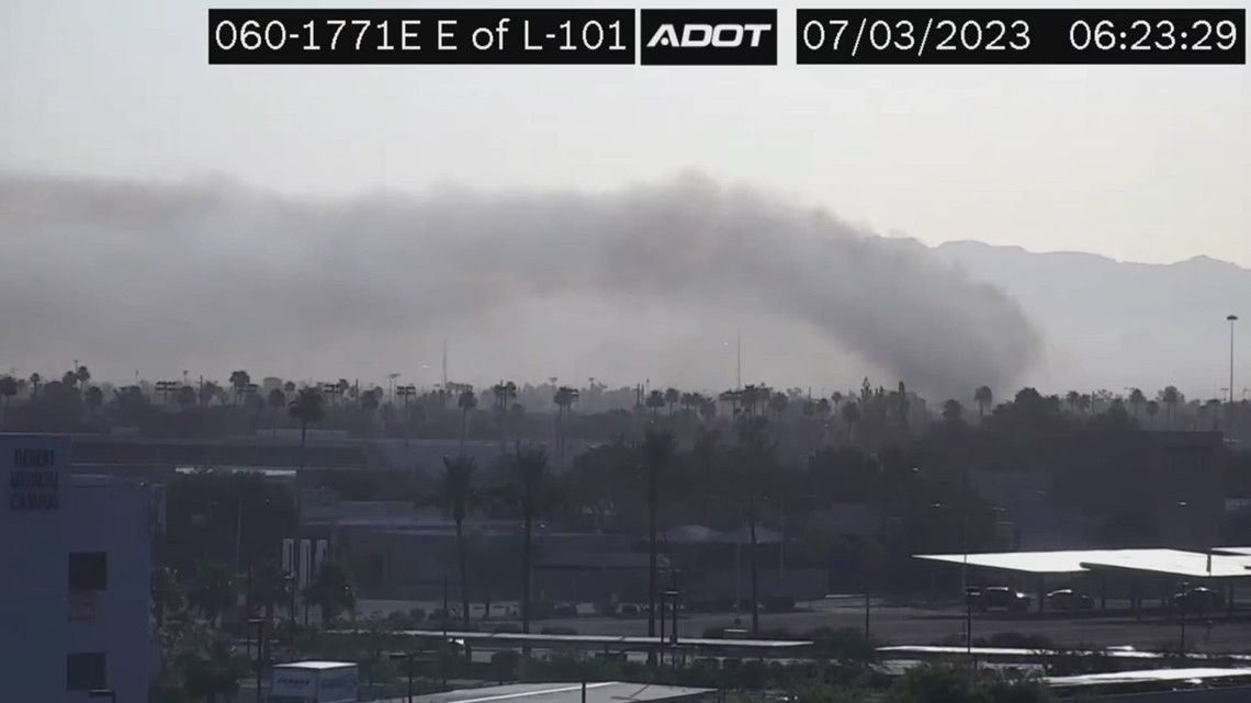 Fire Burning In Mesa Puts Up Smoke Over East Valley News