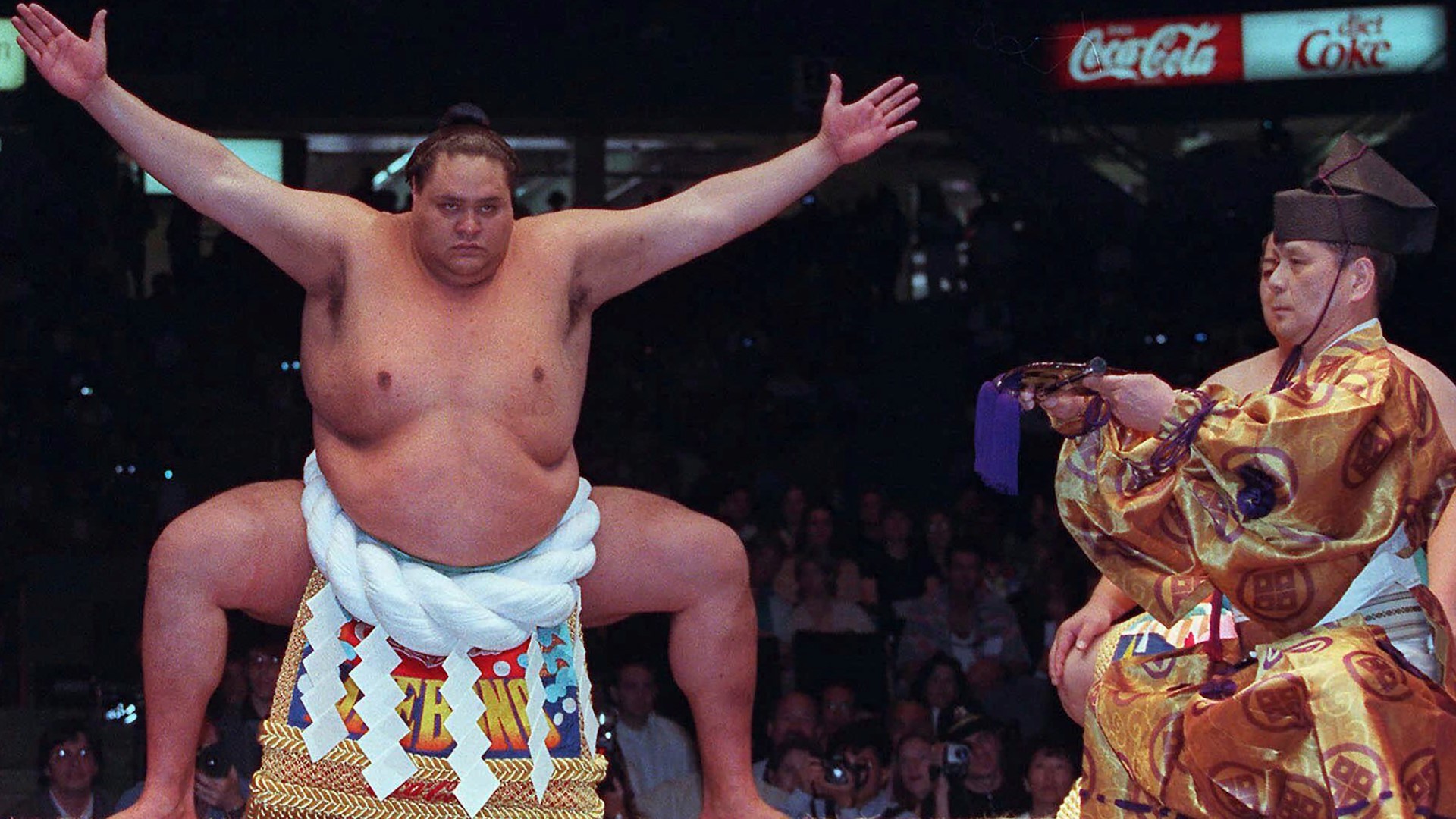 Hawaii-born Akebono, one of the greats of sumo wrestling and a former grand champion, has died.