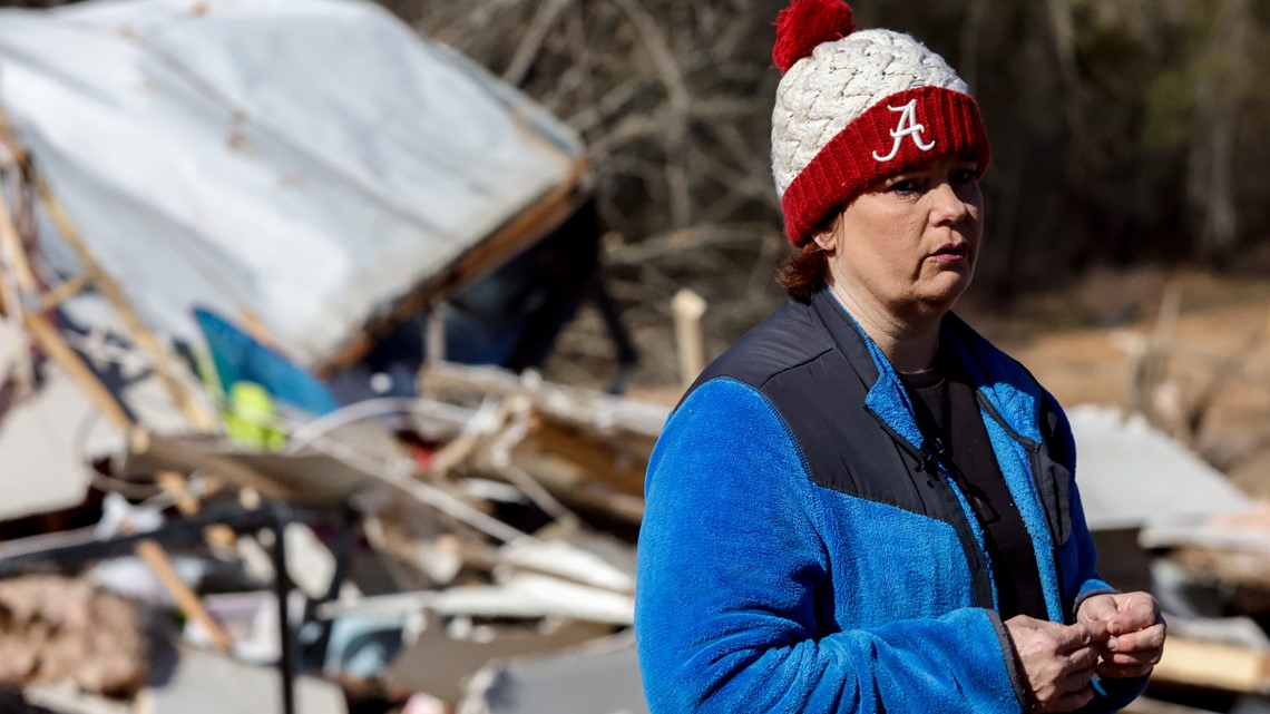 Tornado Alabama: Korban selamat bersembunyi di bak, kontainer pengiriman