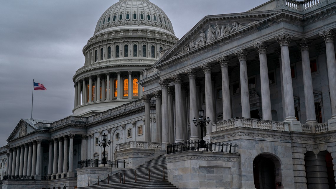 House melewati tagihan pengeluaran $ 1,7 triliun