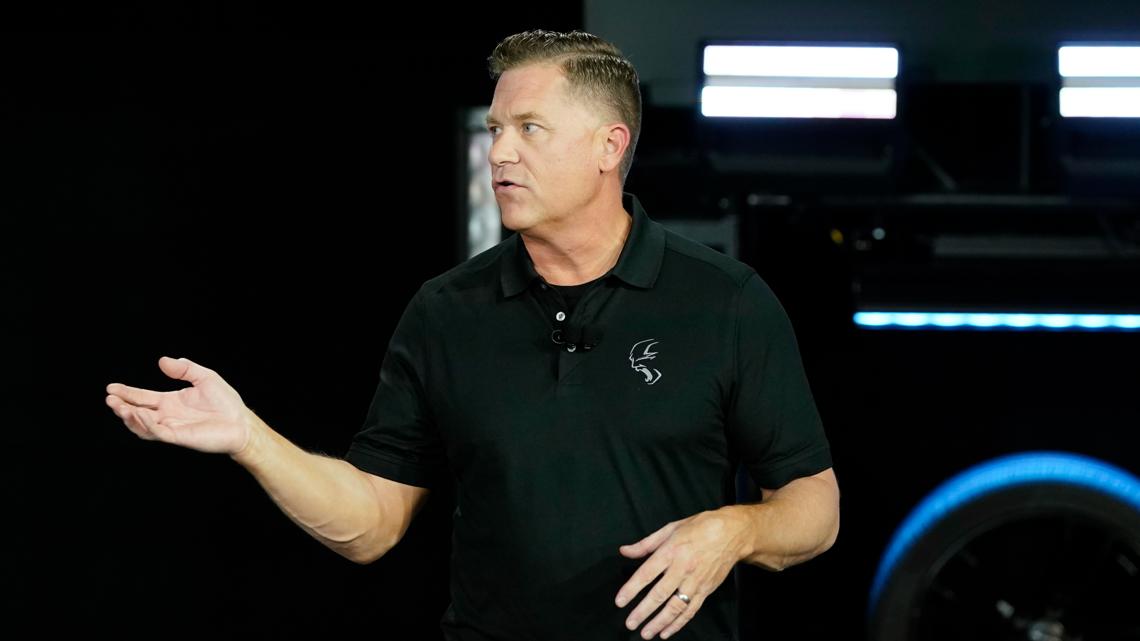 Dodge, Ram CEO Tim Kuniskis is retiring after nearly 32 years - Vimarsana News