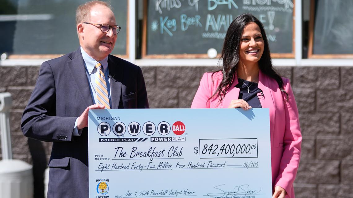 Powerball winners from New Year's day jackpot claim prize - Vimarsana News