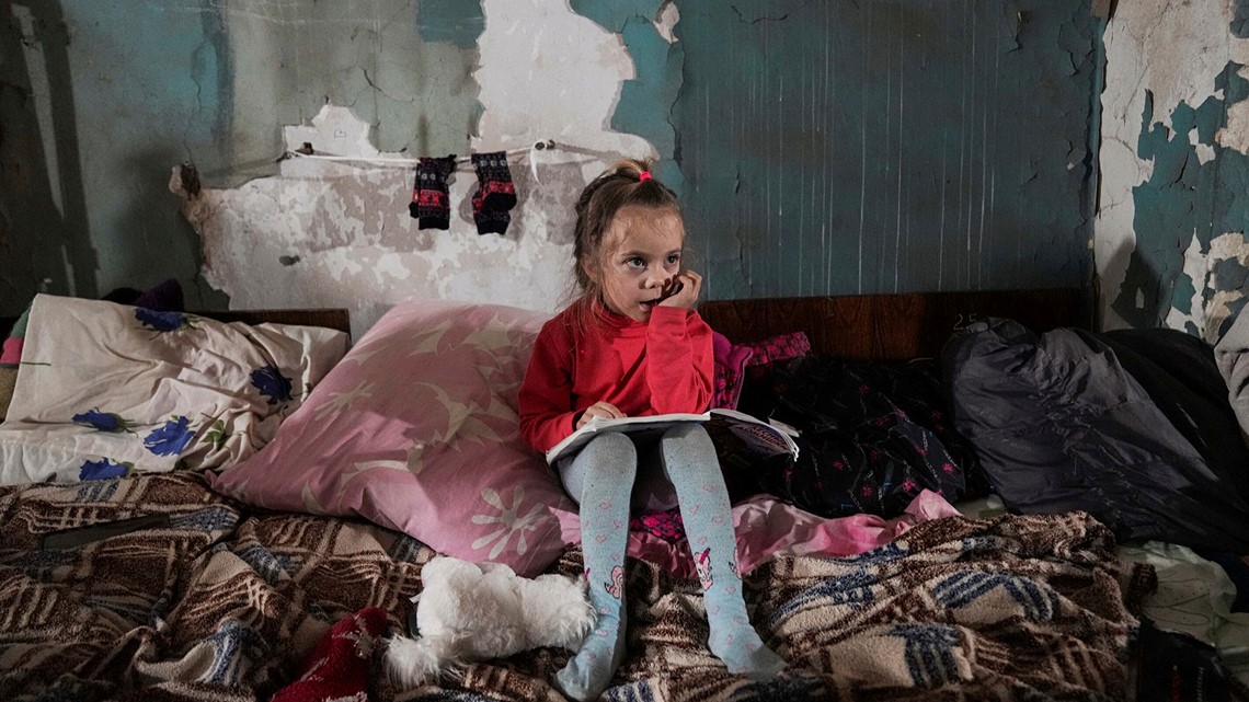 Perang Ukraina: Keputusasaan di Mariupol karena makanan, air menjadi langka