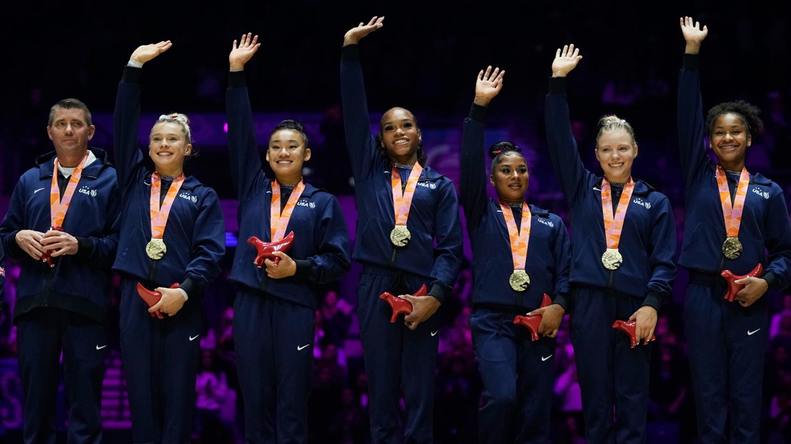 Wanita AS membawa pulang emas di kejuaraan senam dunia