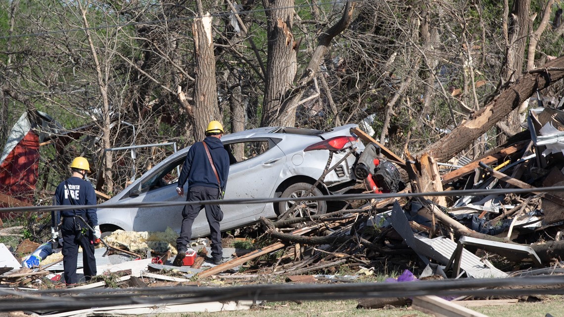 Tornado in Andover, Kansas damages more than 1,000 buildings - Vimarsana News