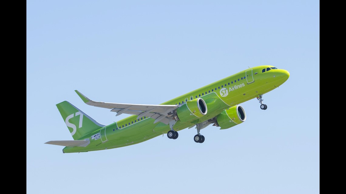 europes 30 biggest airlines (by available seat miles)