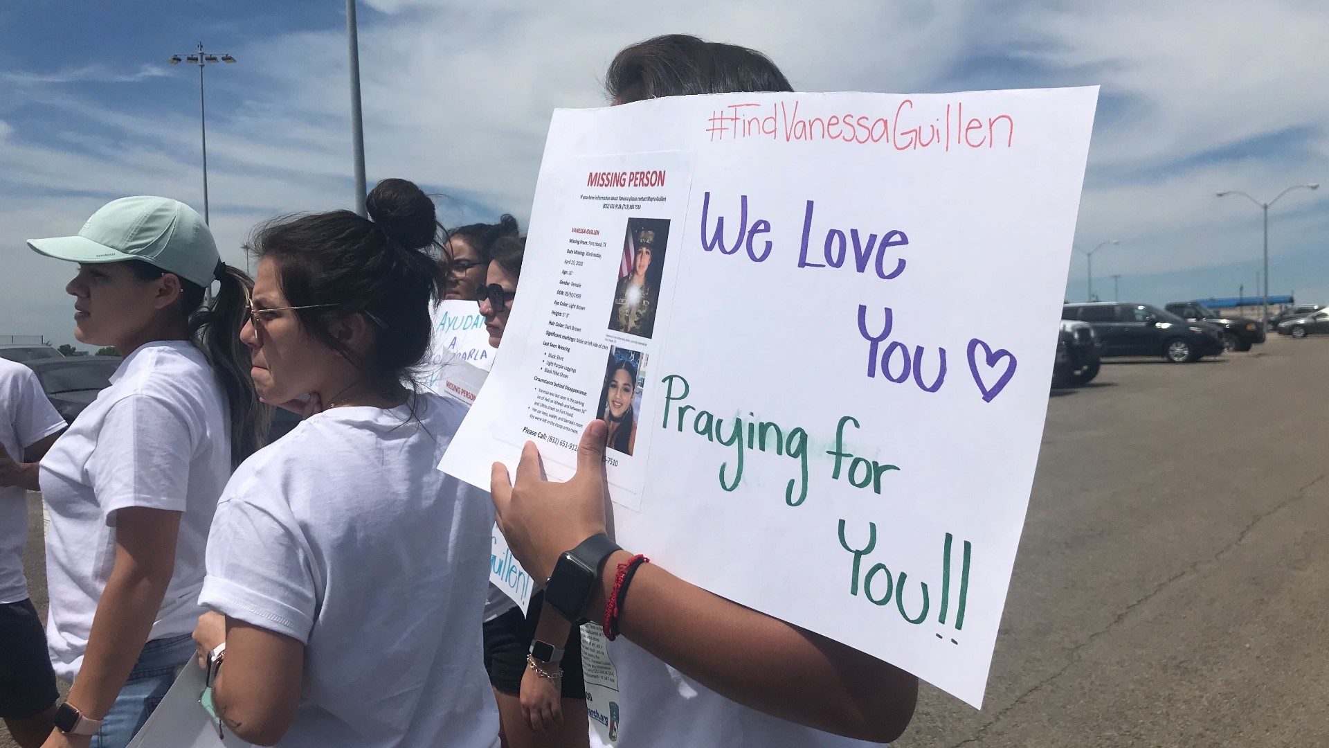 Twenty family and friends of PFC Vanessa Guillen rallied in Killeen hoping to raise public awareness about her disappearance.