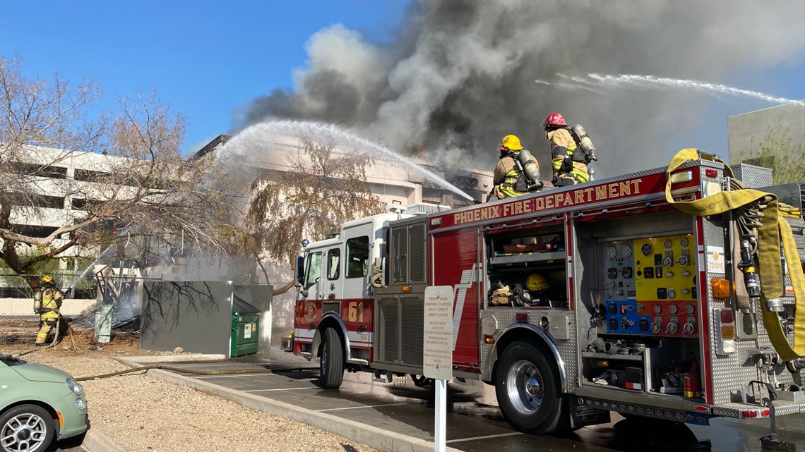 Abandoned office building catches fire in central Phoenix | 12news.com