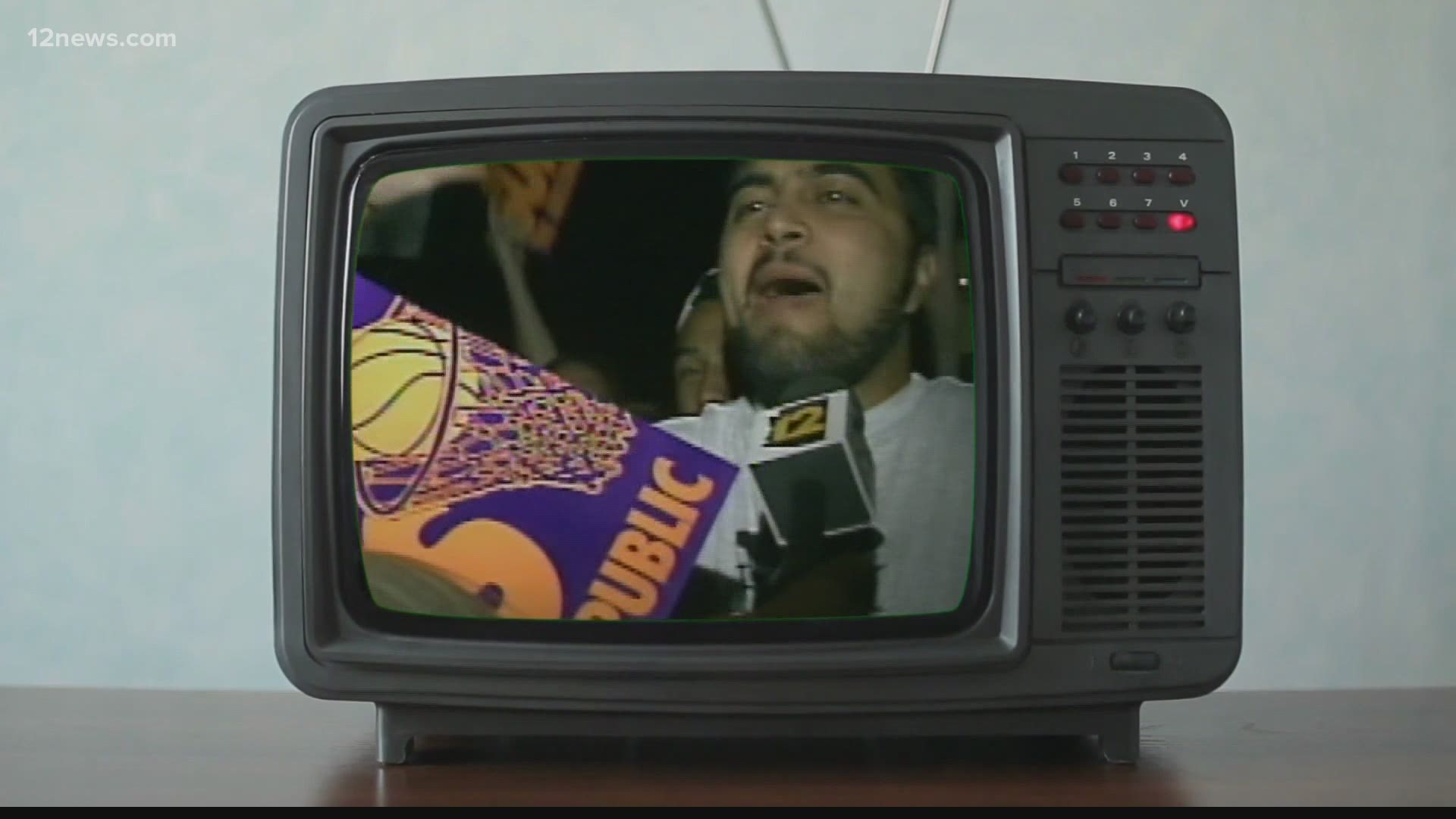 As the team competes in the NBA Finals, we take a look back at the Phoenix Suns mania in 1993. Will Pitts has the story.