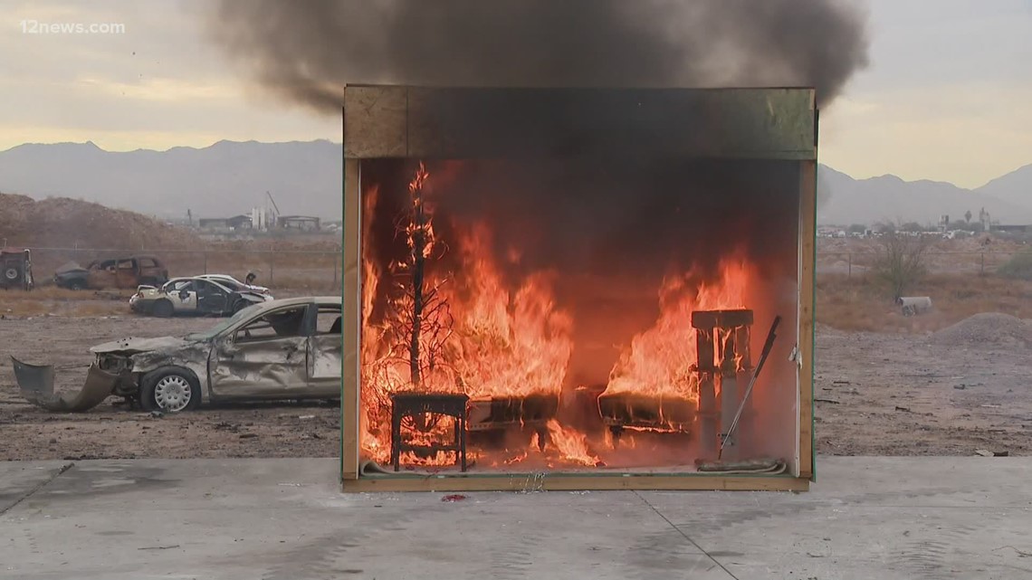 Phoenix Fire: Time to take the Christmas tree to the curb - Vimarsana News