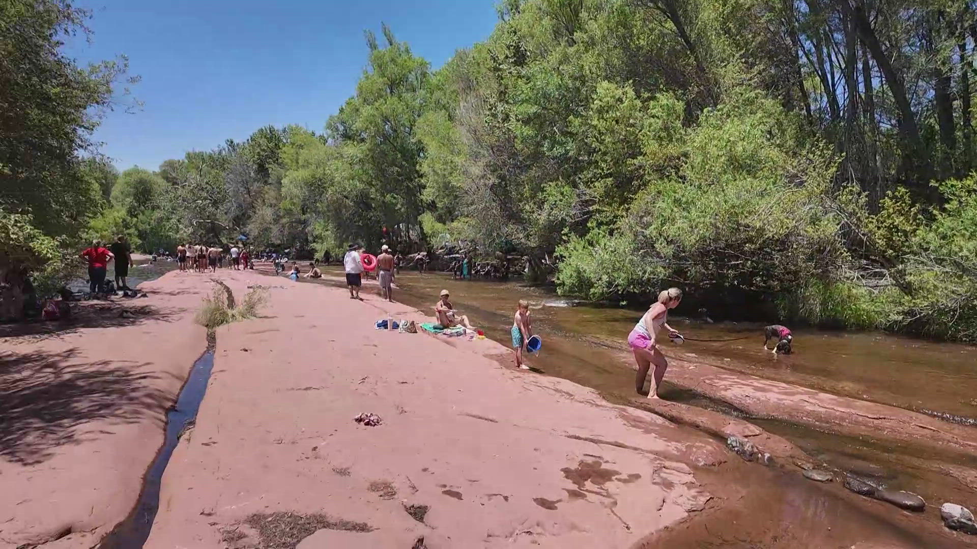 Troy Lynch heads to Sedona to check out Red Rock Crossing and the Hideaway House.