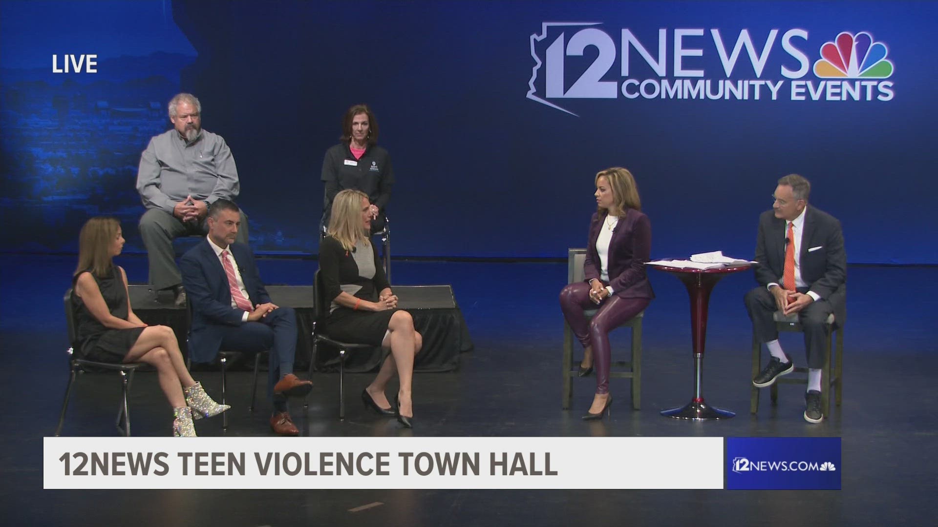 At the 12News Town Hall on Teen Violence in the East Valley, 12News talks with experts about how parents and schools can help with the issue.