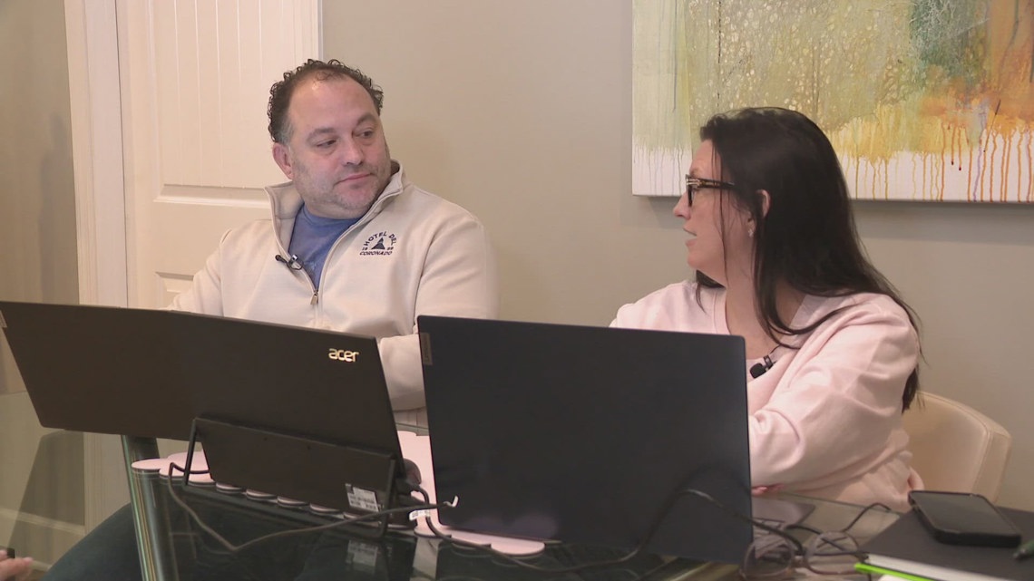 Arizona couple says man tried to steal package with fake ID