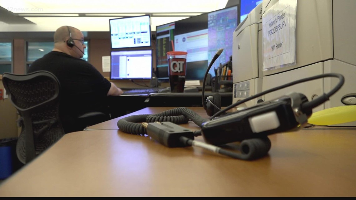 911-dispatchers-in-arizona-can-qualify-for-paid-trauma-therapy-12news