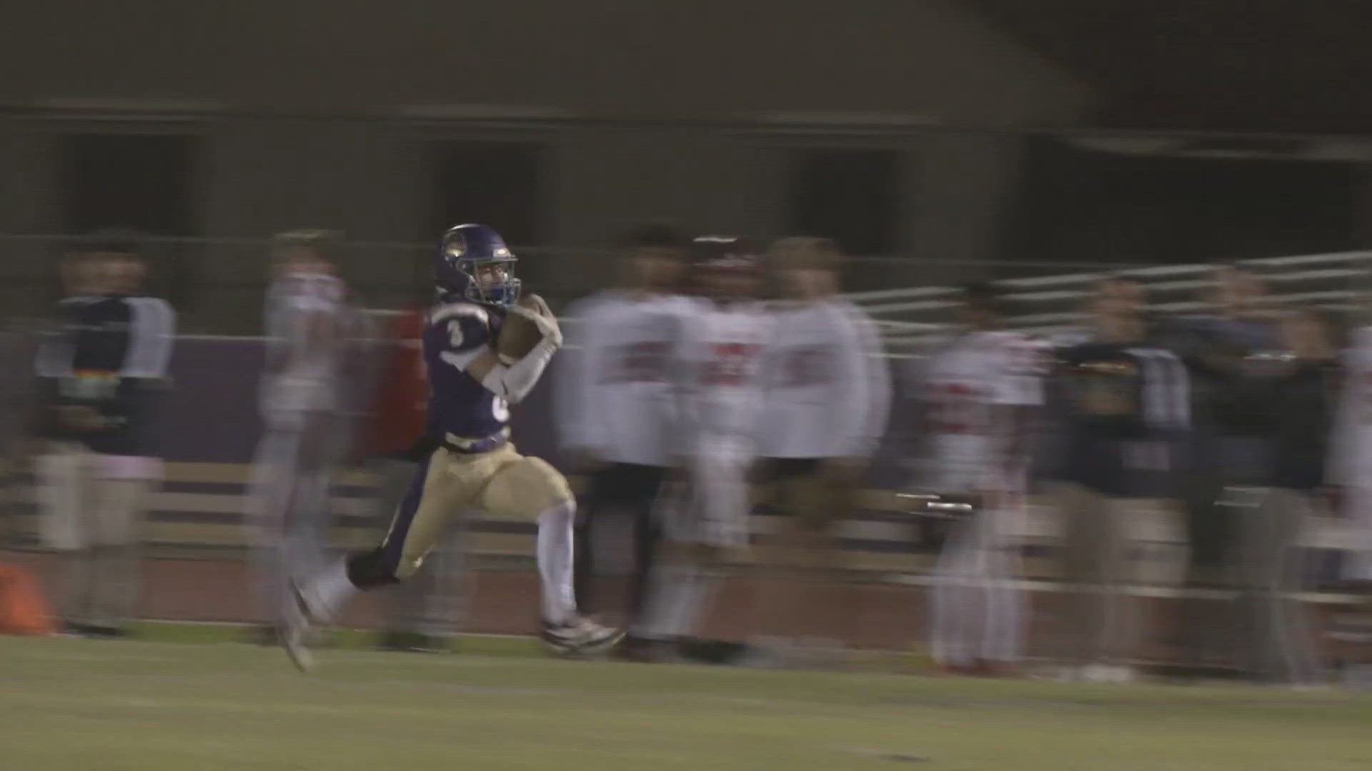 6A No. 7 Queen Creek defended their home turf against last year's Open Division runner-up, 6A No. 21 Centennial. Watch the highlights above.