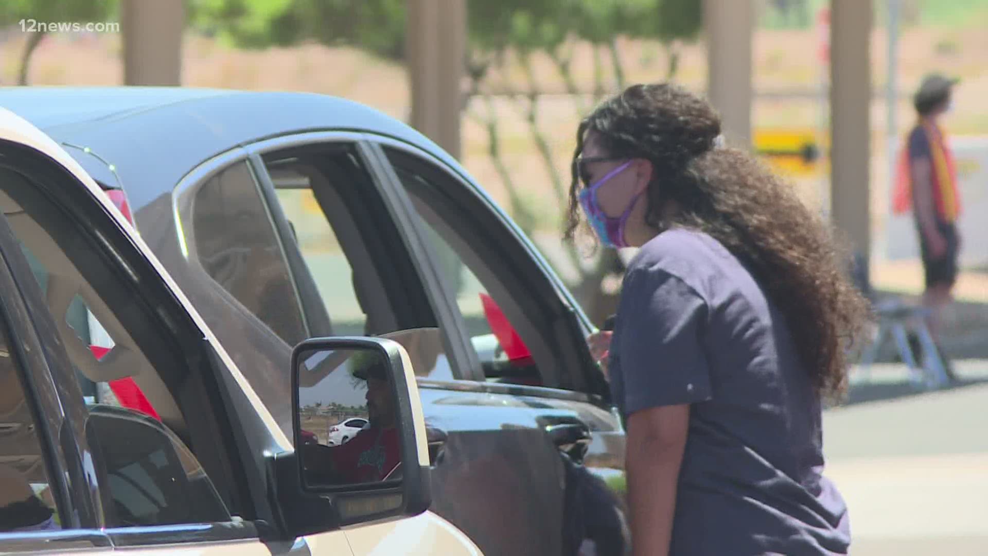 Laveen Elementary School held it's "Meet the Teacher Day". Due to COVID-19 teachers braved the heat and met with families at their cars in the parking lot.