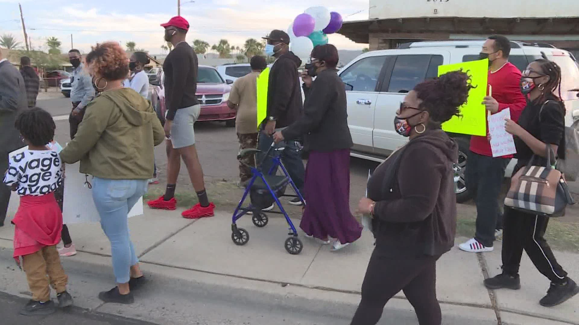 After two different pedestrian deaths in south Phoenix, the community is demanding action. They want the city to put in more crosswalks across south Phoenix.