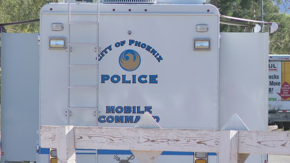 Dead body found near Phoenix canal