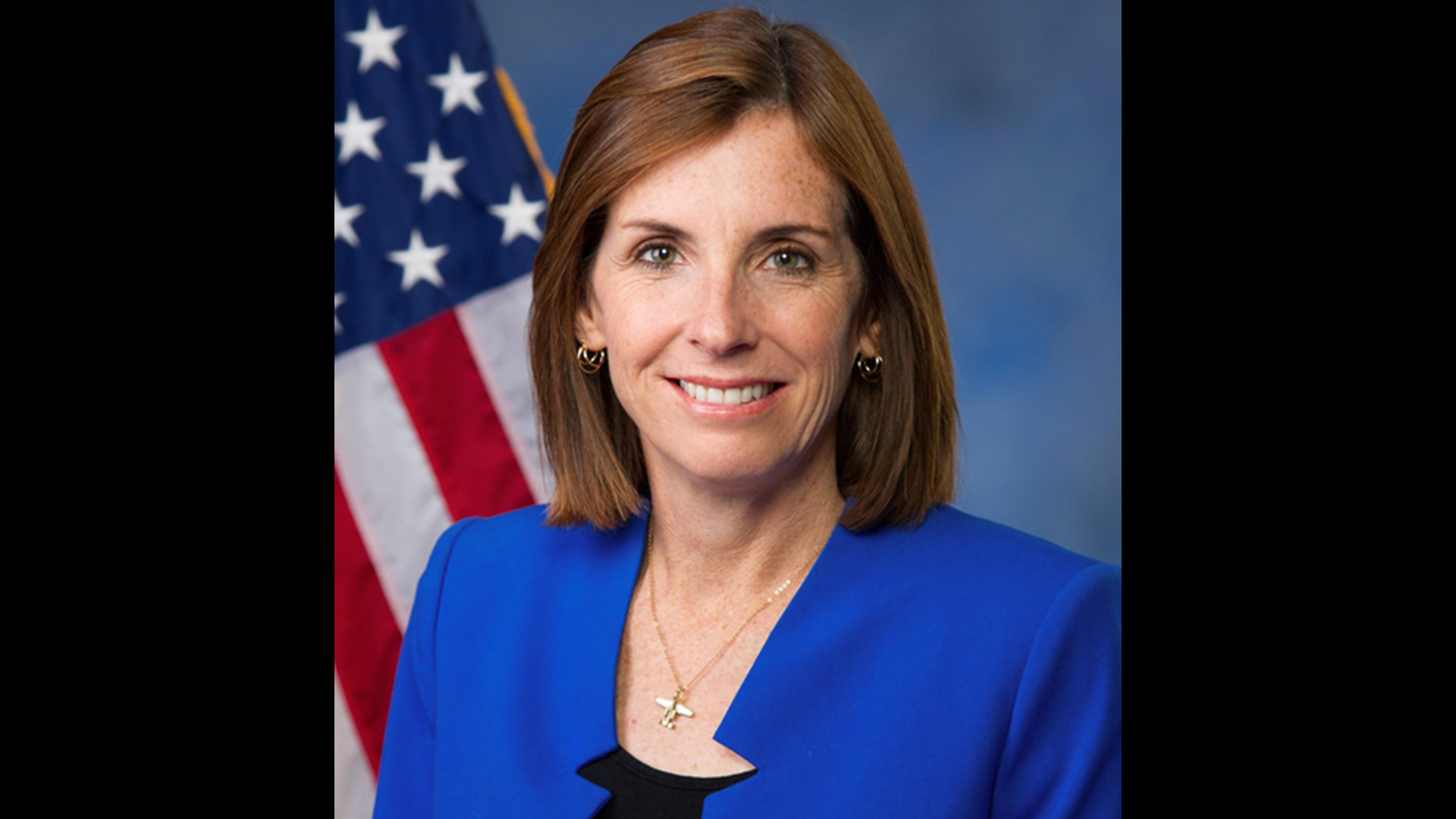 Governor Doug Ducey announced today that Martha McSally will fill John McCain's seat in the US Senate. The appointment drew praise from some Republicans like Senator Jon Kyl. McSally said she is looking forward to working with Senator-elect Kyrsten Sinema, who she lost the election to in November.