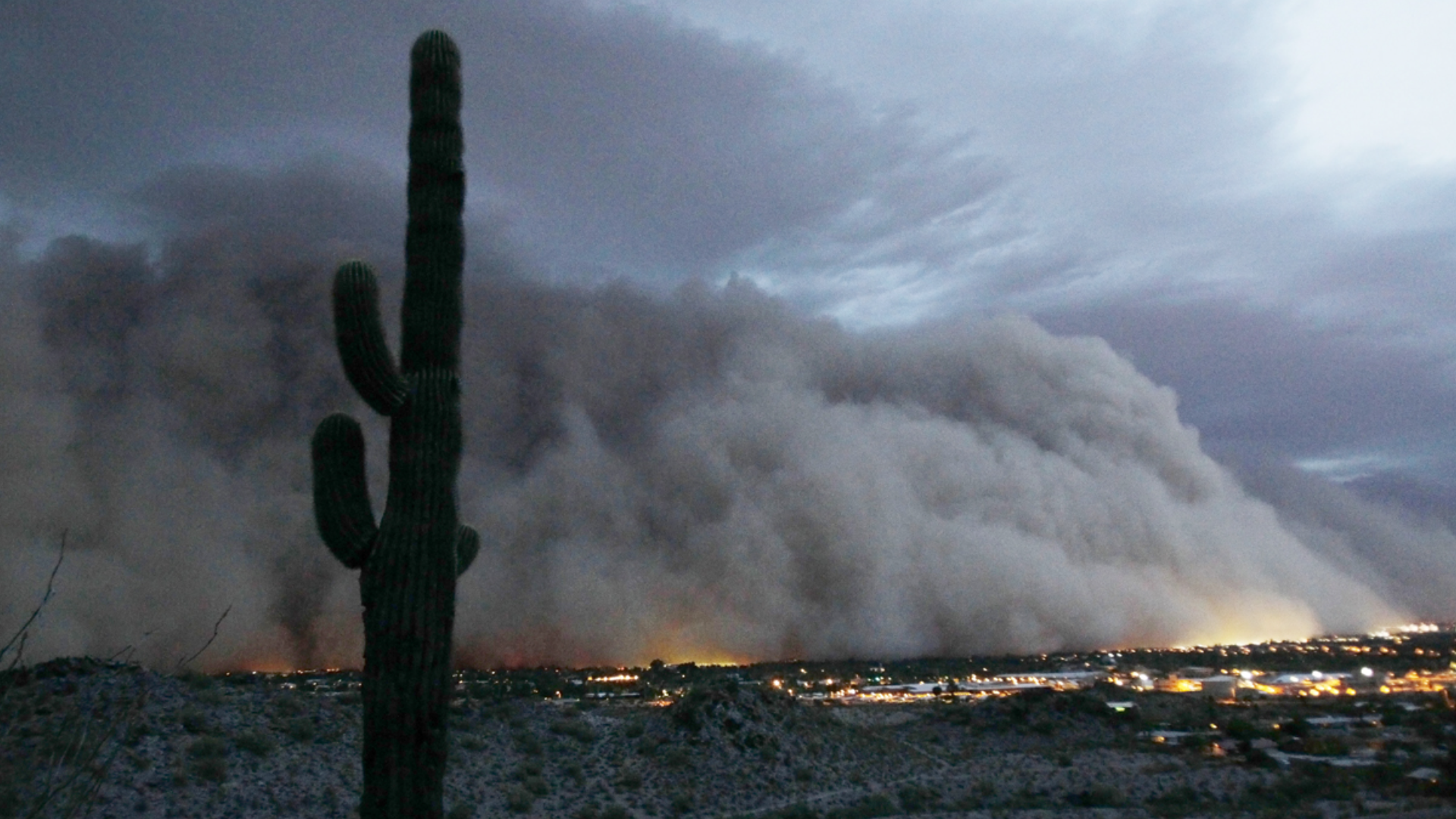 July 5, 2011: Massive dust storm rolls through Phoenix area | 12news.com