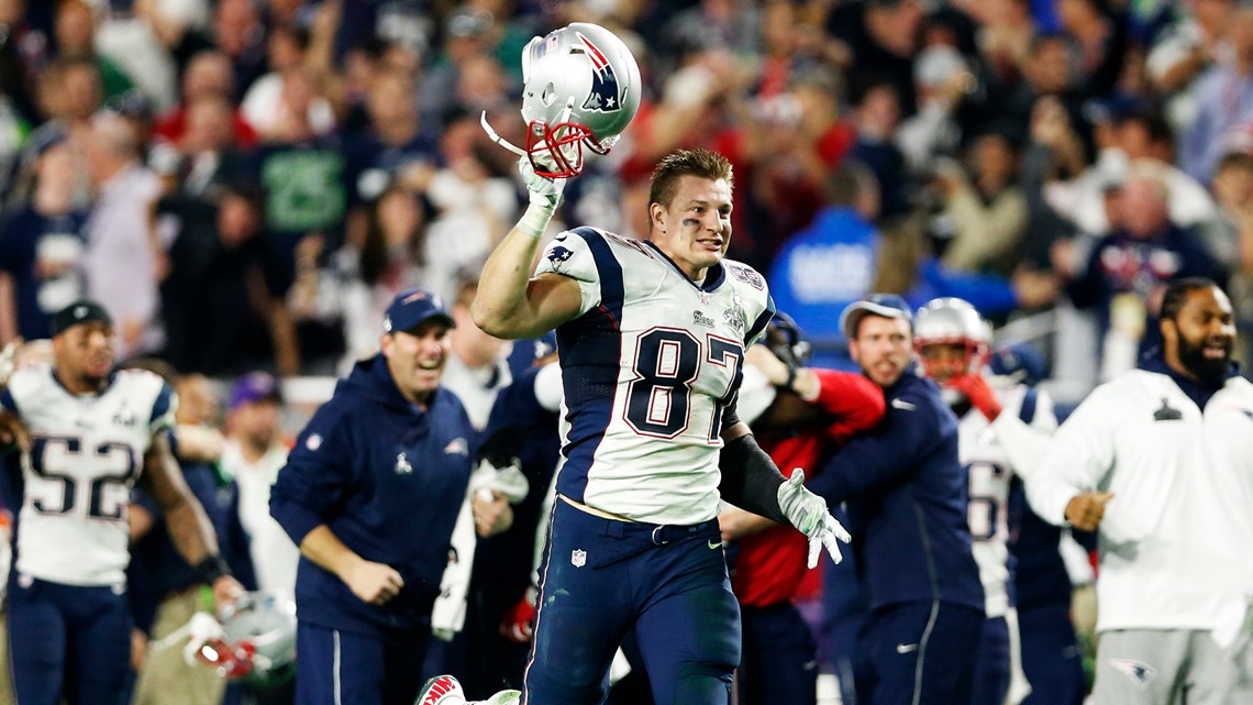 New England Patriots tight end Rob Gronkowski announces retirement