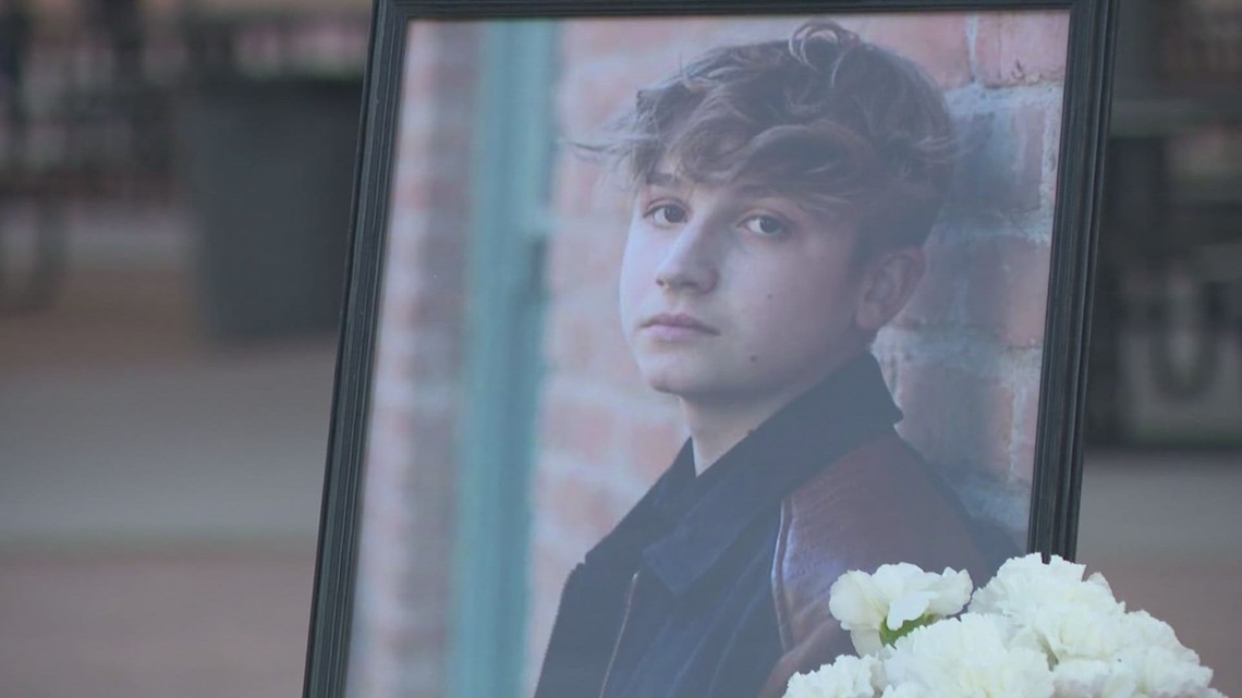 Friends, family remember 16-year-old teenager killed at a party ...