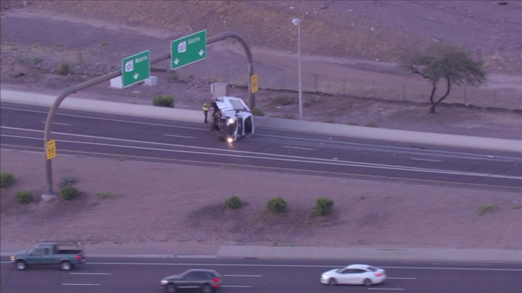 Crash along eastbound I-10 near Sky Harbor claims life of Mesa resident ...
