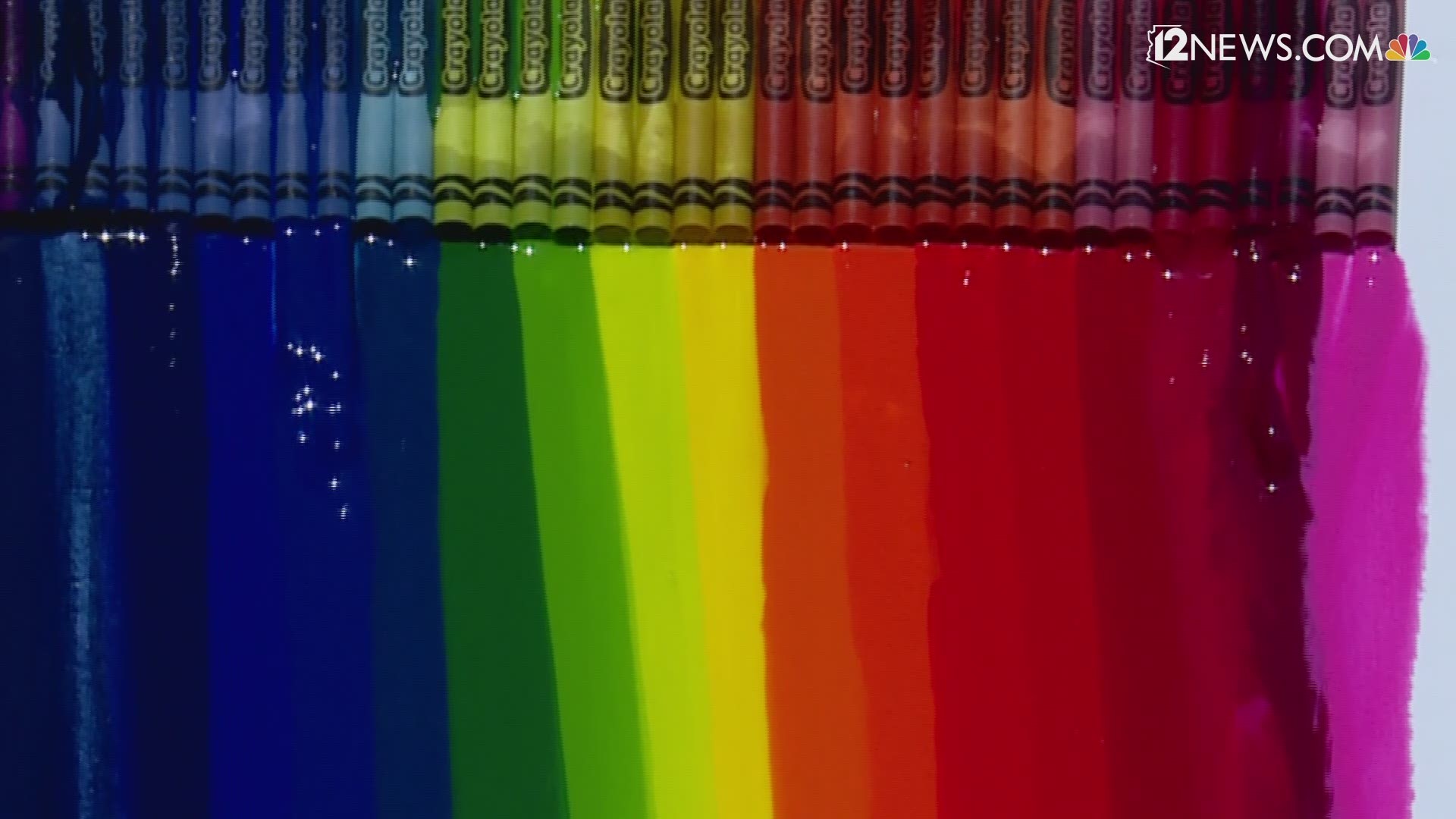 This time lapse shows crayons melting over 15 minutes in Phoenix 116 degree heat on July 24, 2018.