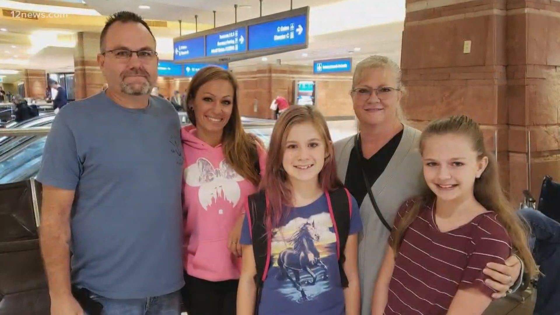 A touching reunion took place at Phoenix Sky Harbor between a father and his daughter after 29 years of no contact.