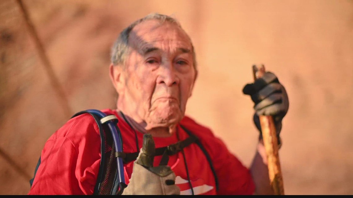 Valley 87-year-old dubbed 'King of Camelback Mountain'