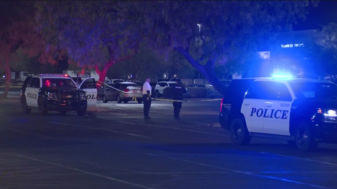 Acusan a ex policía de Tucson por matar a hombre en el 2021