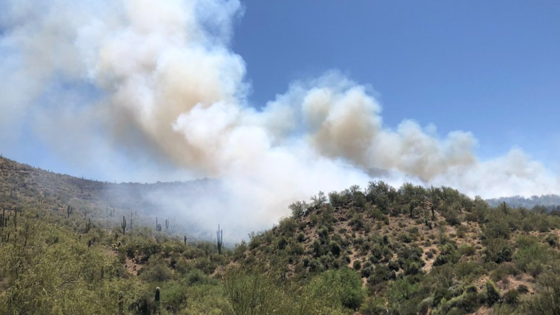 Crews Working To Extinguish Brush Fire Near I-17 | 12news.com