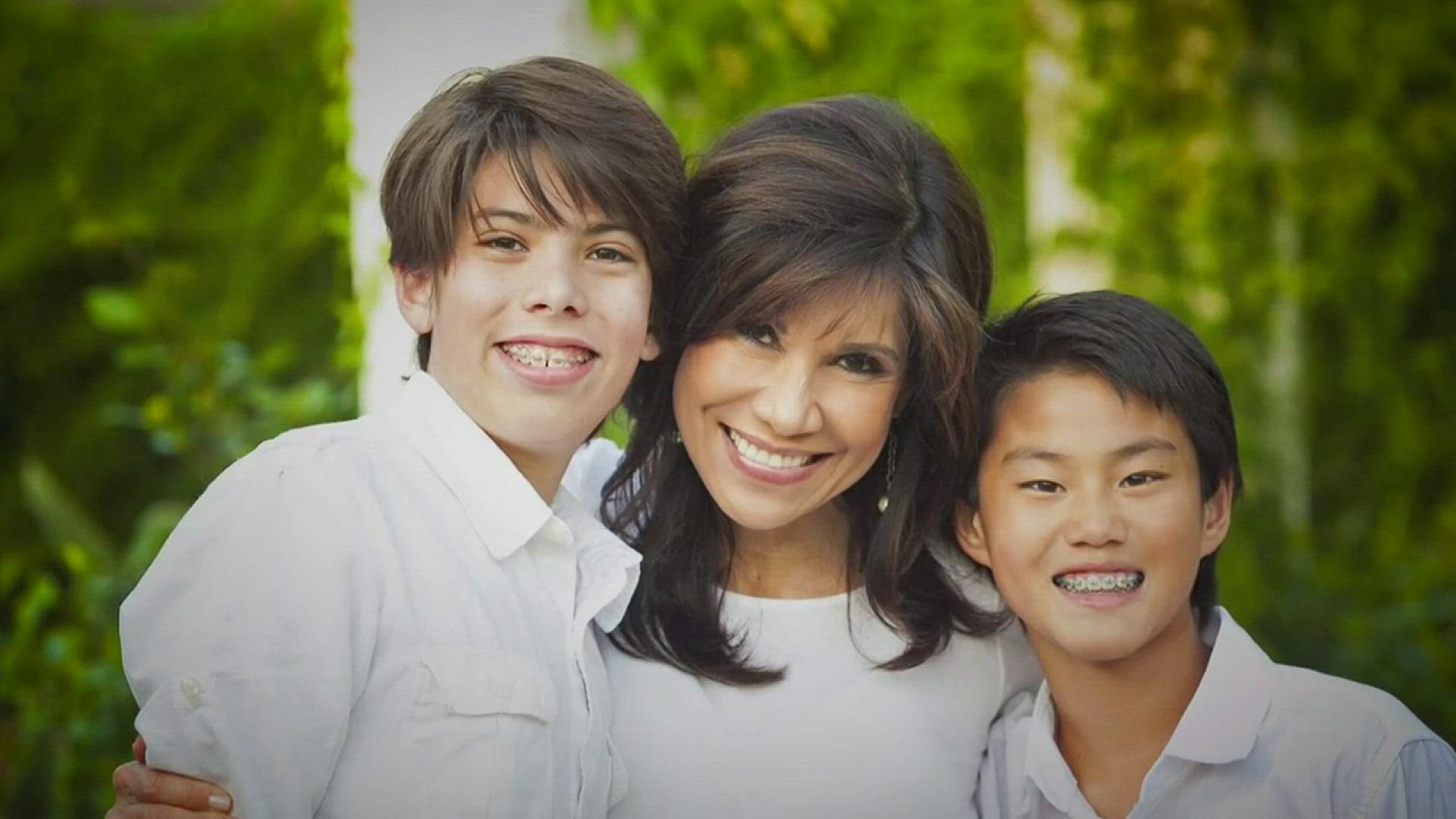 Former 12 News anchor Lin Sue Cooney master balancing family and career.