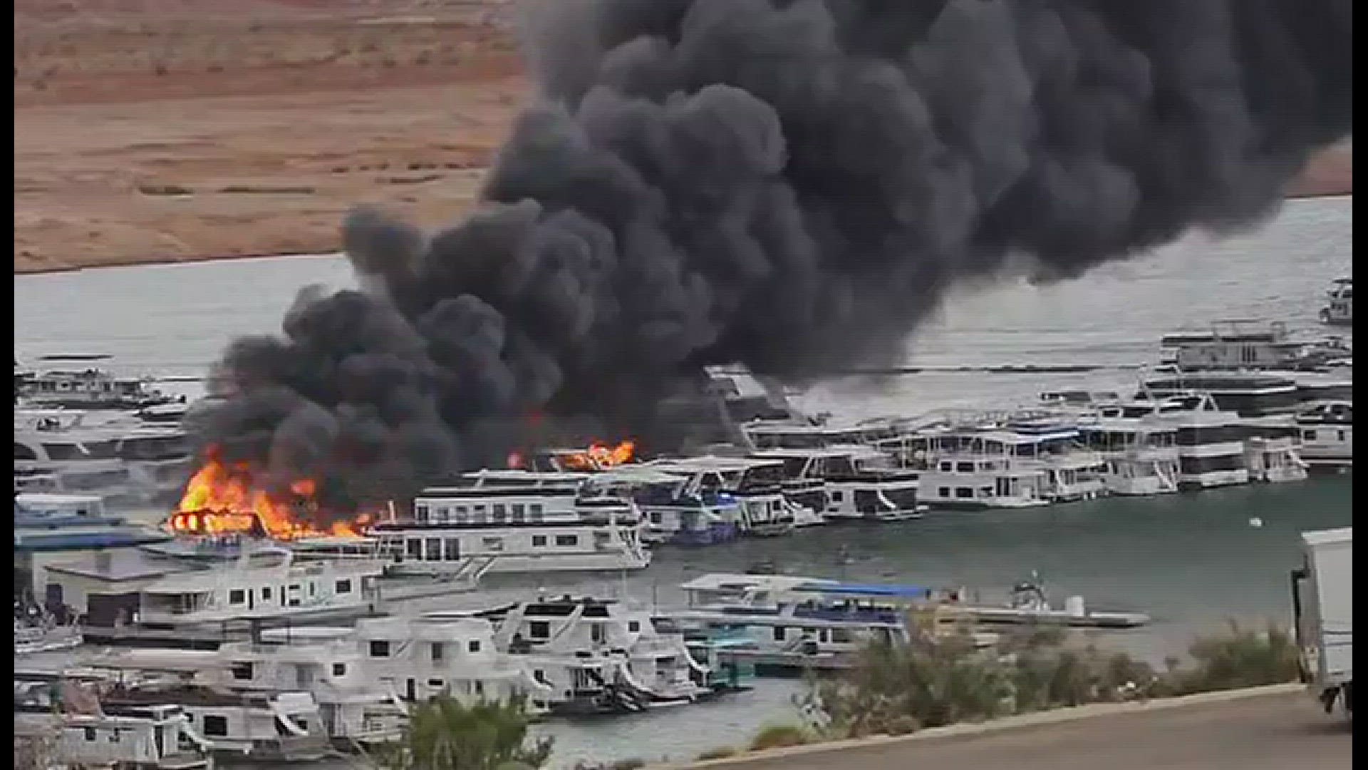 Boats catch fire at Lake Powell