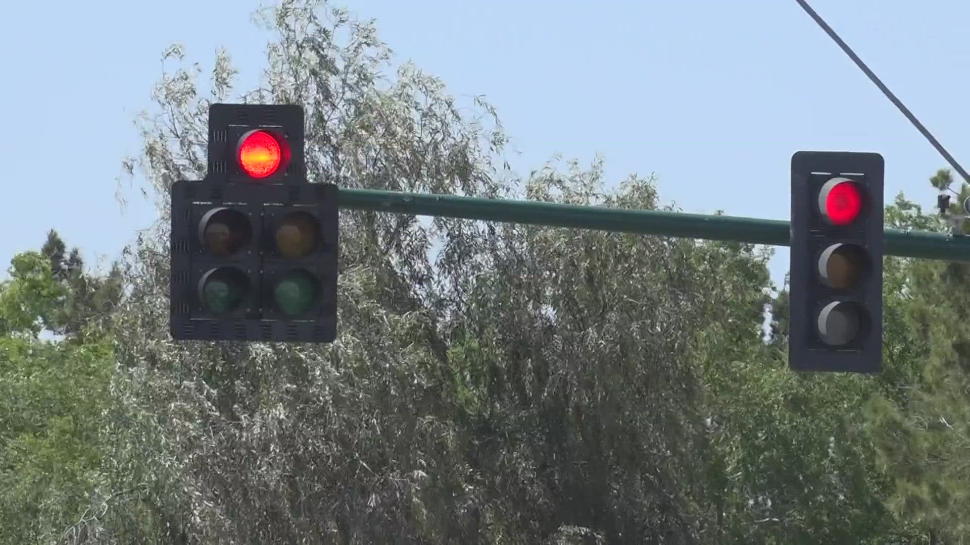 ADOT data shows that in 2020, nearly 5,000 crashes were caused by drivers who ran red lights.