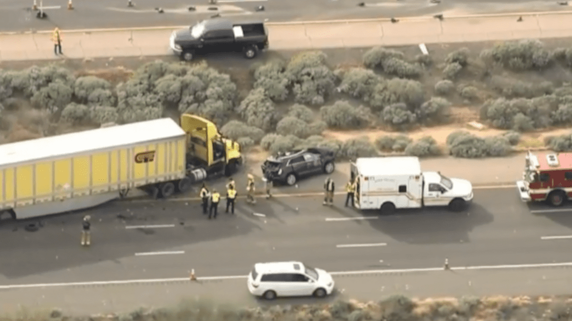 4 killed in I10 crash northwest of Tucson