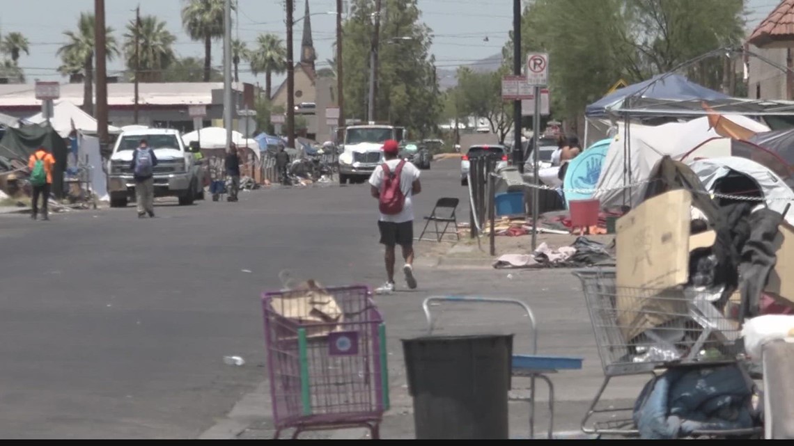 Advocates demand action for Phoenix's homeless seeking refuge from summer heat