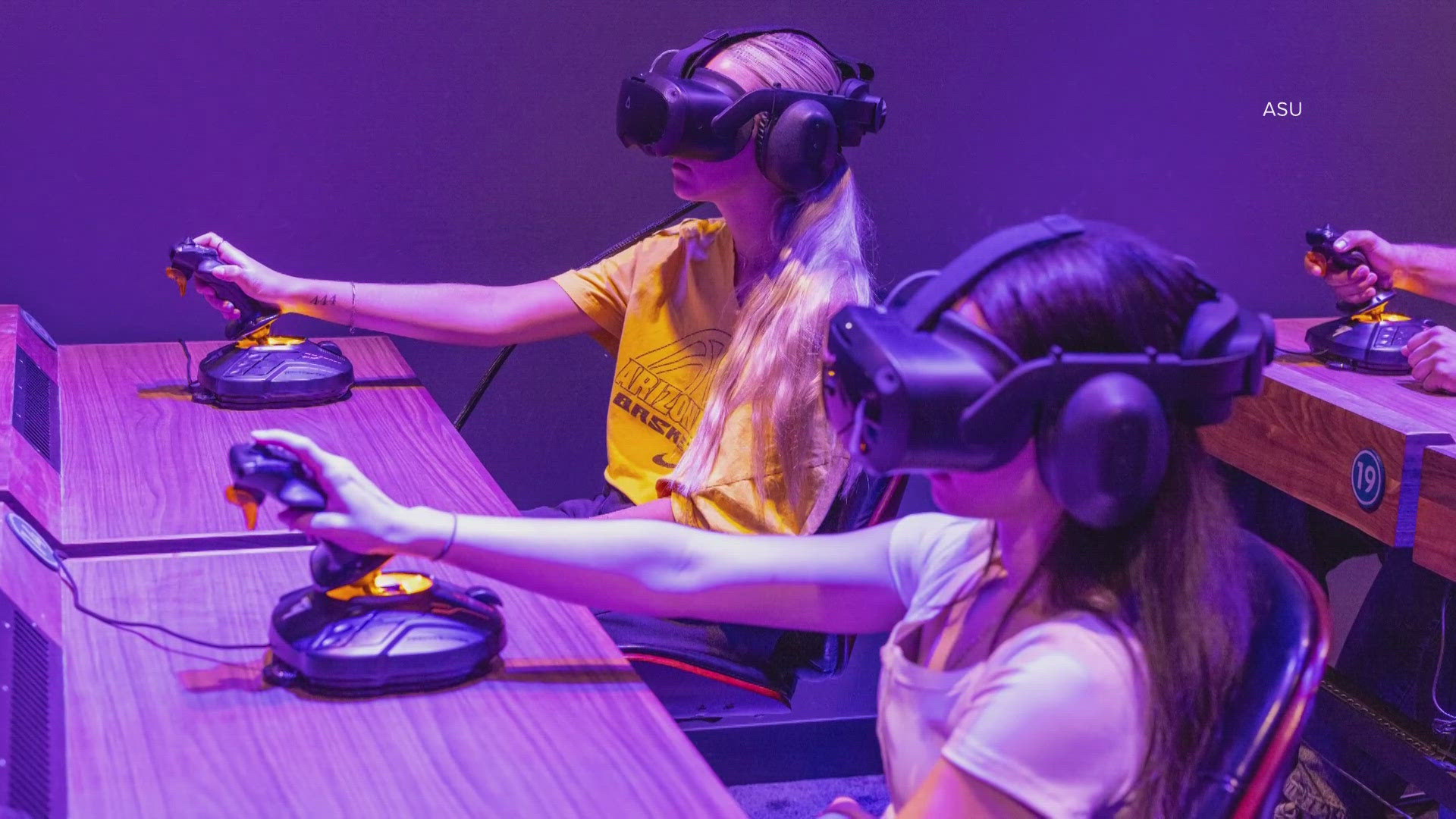 ASU is using virtual reality in the classroom. Here's how students are using the new tech to find success.