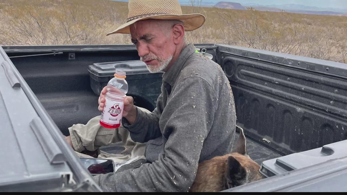 Pria dan anjing Arizona diselamatkan dari gurun New Mexico