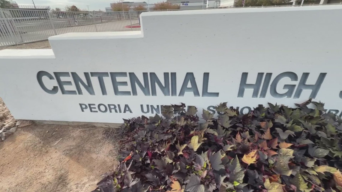 Peoria police resubmit recommended charges against teacher accused of grooming student