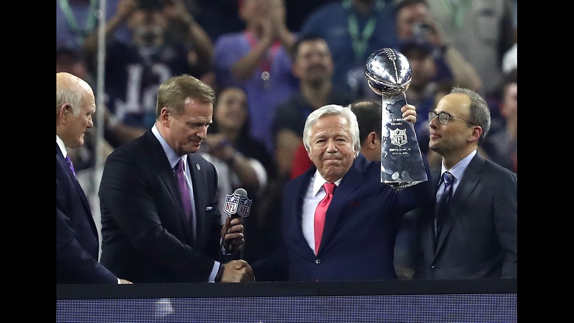 Patriots owner Robert Kraft cleared of massage parlor sex charge