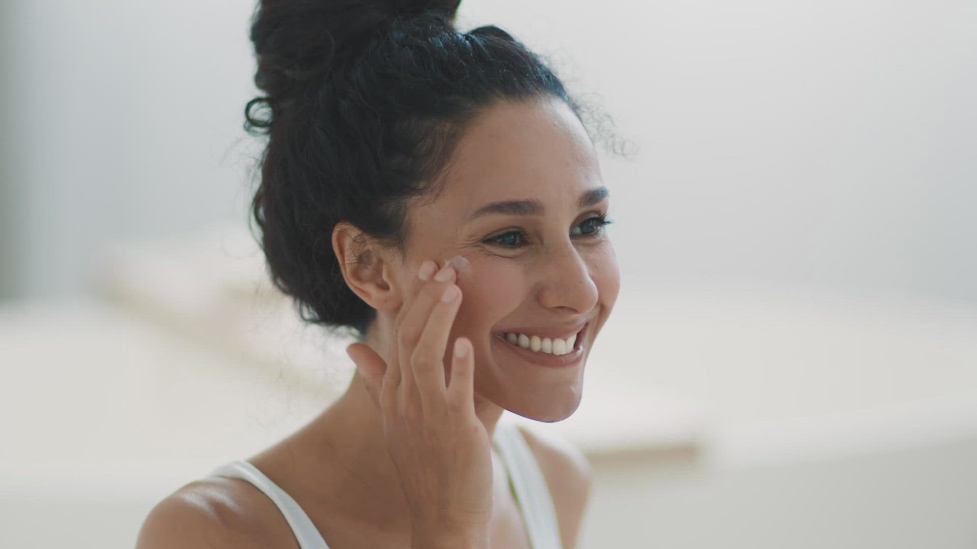 We invited a dermatologist to the studio to break down whether or not this recent health trend works.