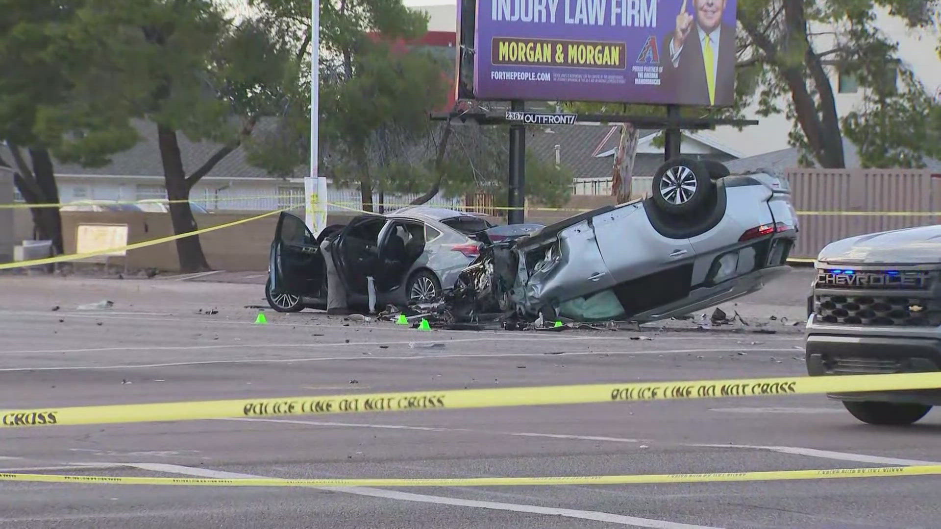 Two people are dead and two others are seriously injured after a crash in north Phoenix. 