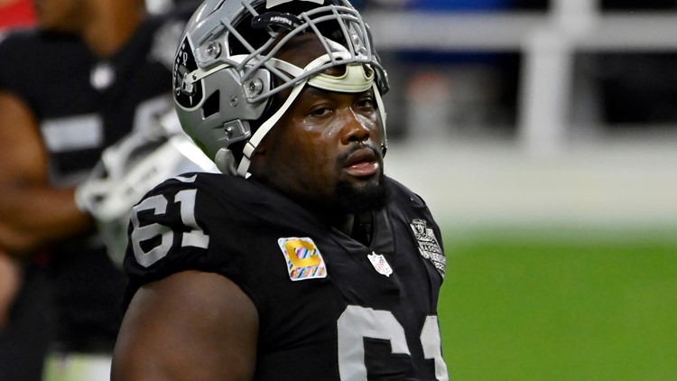 Reports: Cardinals trade third round pick for Raiders center Rodney Hudson