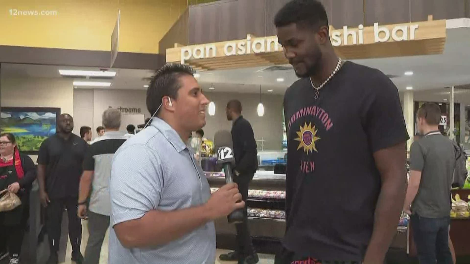 Hurricane Dorian devastated the Bahamas and the Suns' center Deandre Ayton is helping out his home country by hosting a fundraiser right here in the Valley. Supplies like water and diapers are needed if you'd like to help.