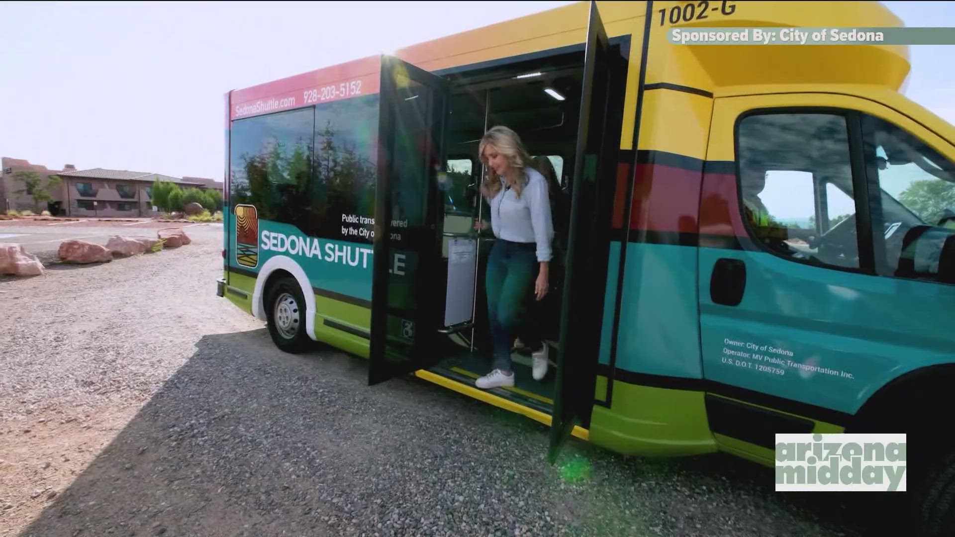 There's a new shuttle in Sedona that is making a hike to all of their scenic trails so easy! Plus, tips for when you head out on your hike.