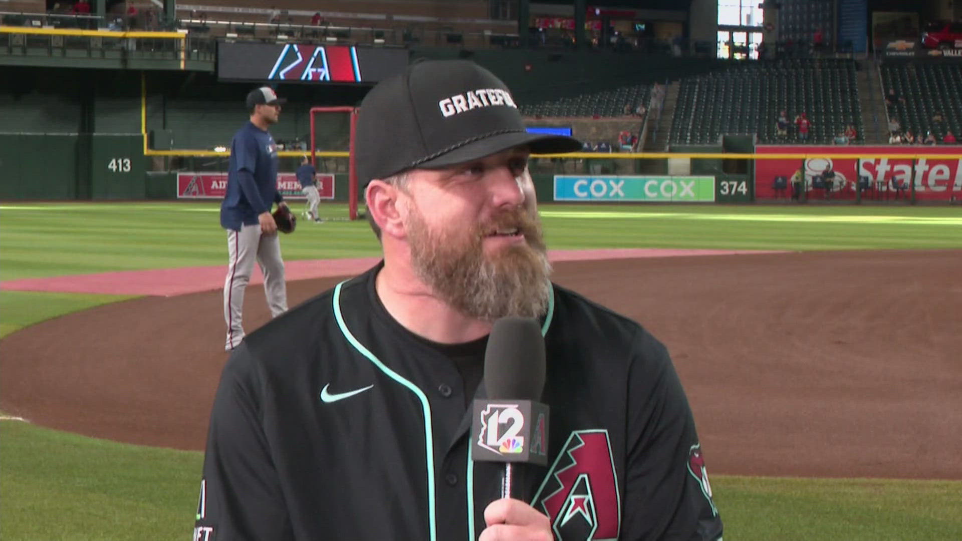 Scott Hasting sits down with 12News before the game to talks about his concert.