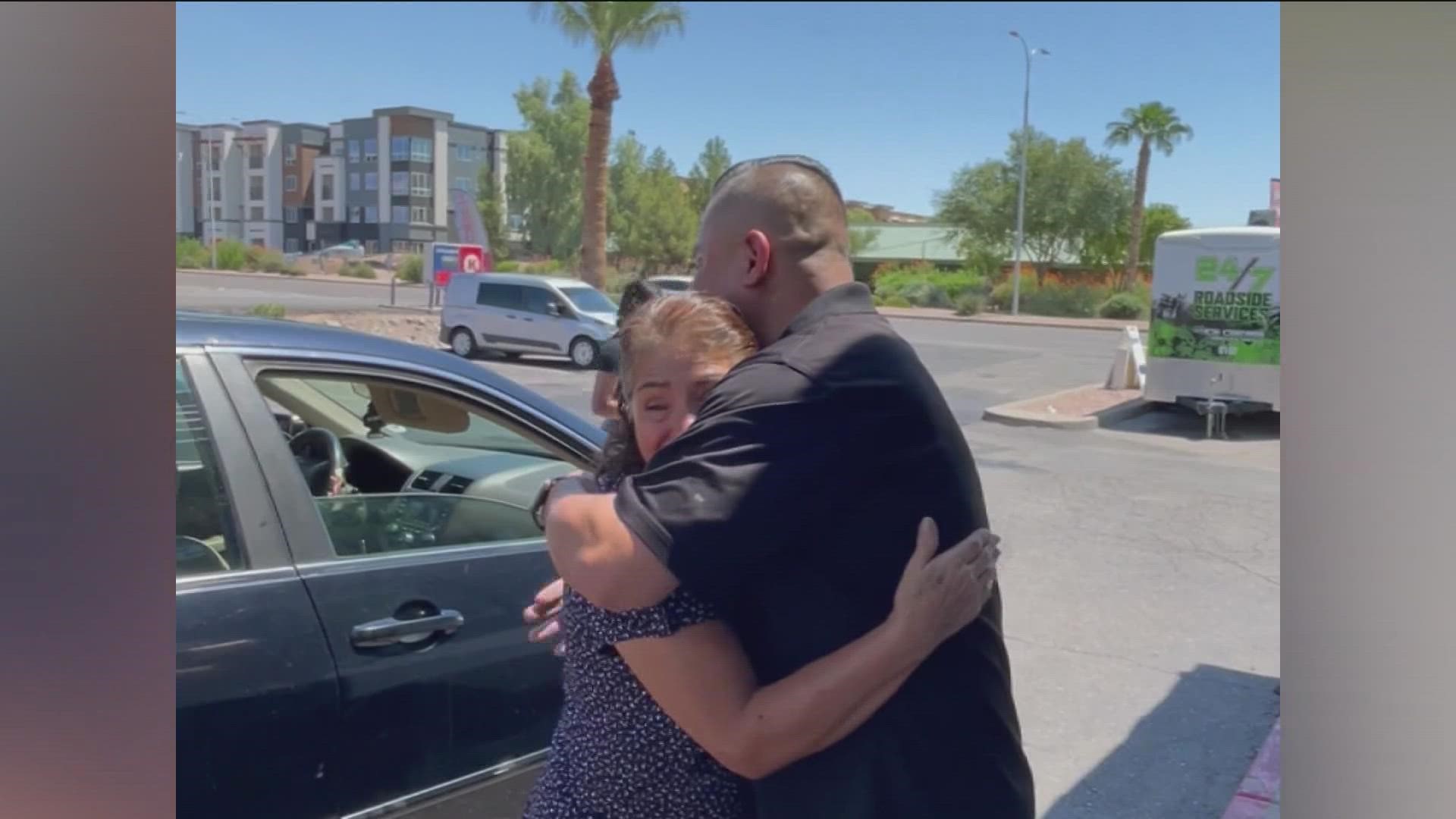A family-owned auto shop partnered with Chandler police to help pay it forward to a Valley family in need.