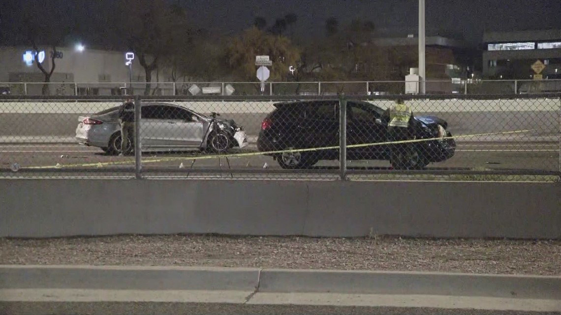 Man Hit On I-17, Causing Crash And Lane Closure In Phoenix | 12news.com