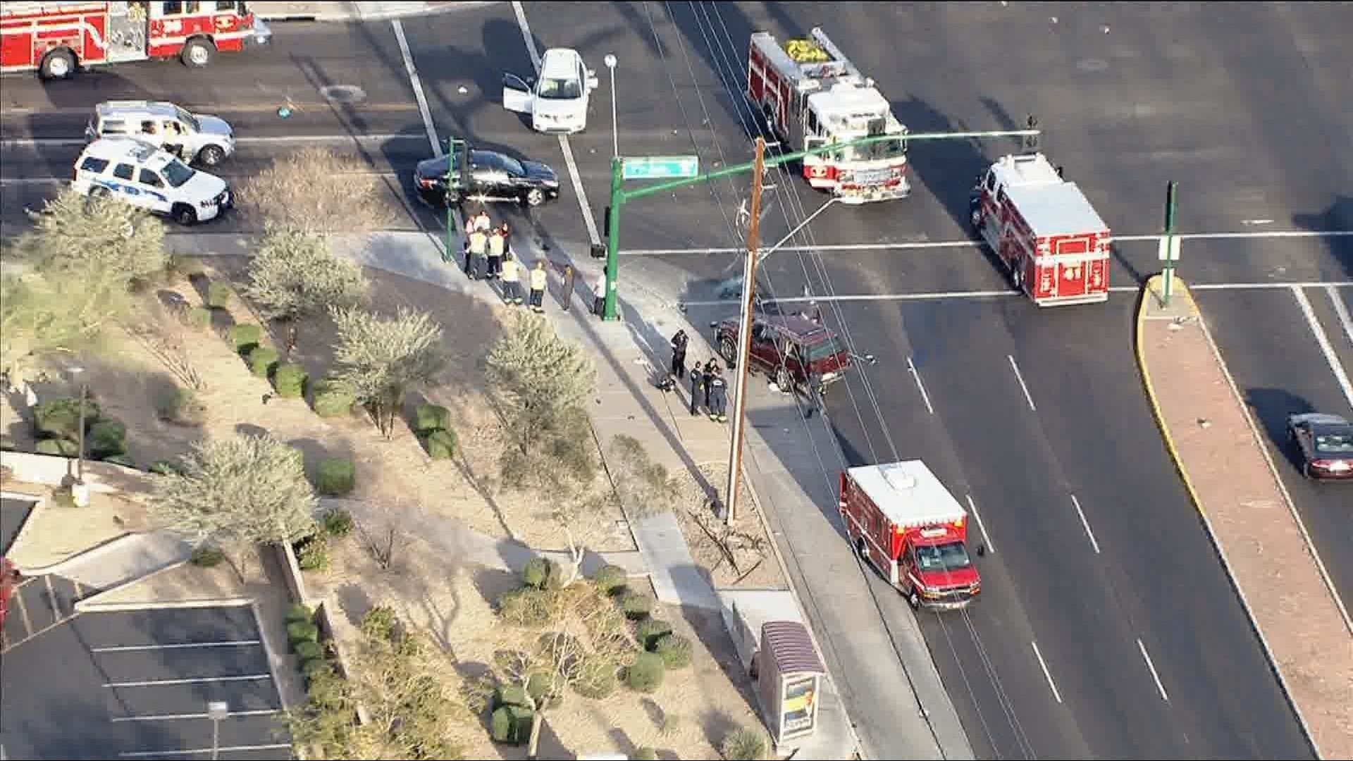 3-year-old Ejected, 2 More Children Critically Hurt In Phoenix Rollover ...